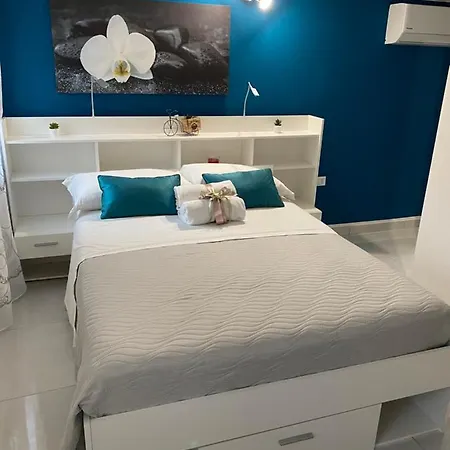 Laguna Blu Cielo Con Terrazza Panoramica In Comune بيت ضيافة كيودجا