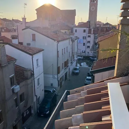 Laguna Blu Cielo Con Terrazza Panoramica In Comune بيت ضيافة 4*