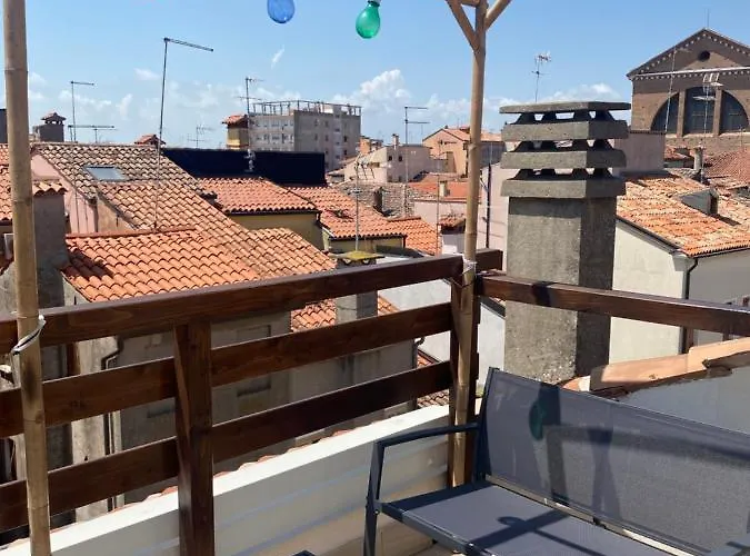 Πανσιόν Laguna Blu Cielo Con Terrazza Panoramica In Comune 3*